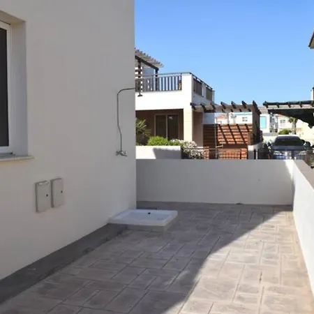 Villa Calm 100m From The