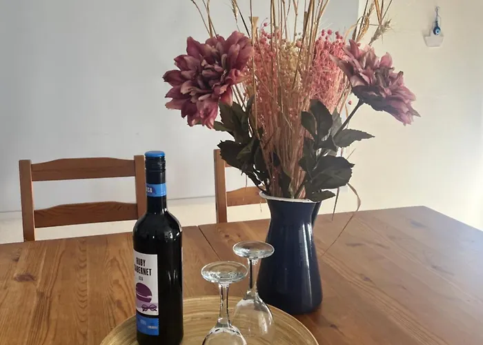 Calm 100m From The ヴィラ *