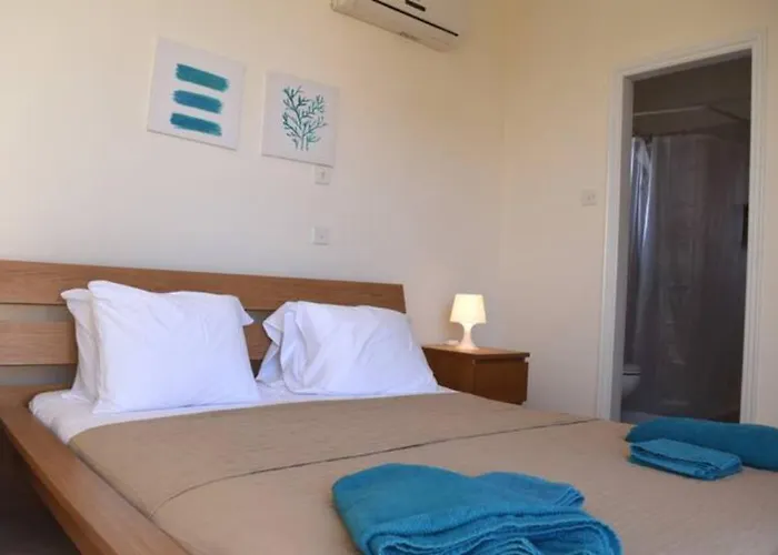 Calm 100m From The アヤナパ